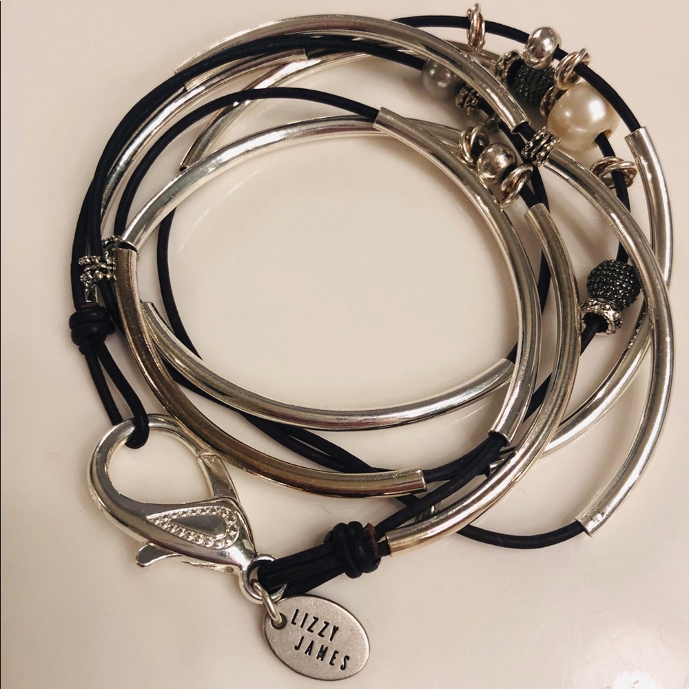 Lizzie James bracelet/necklace